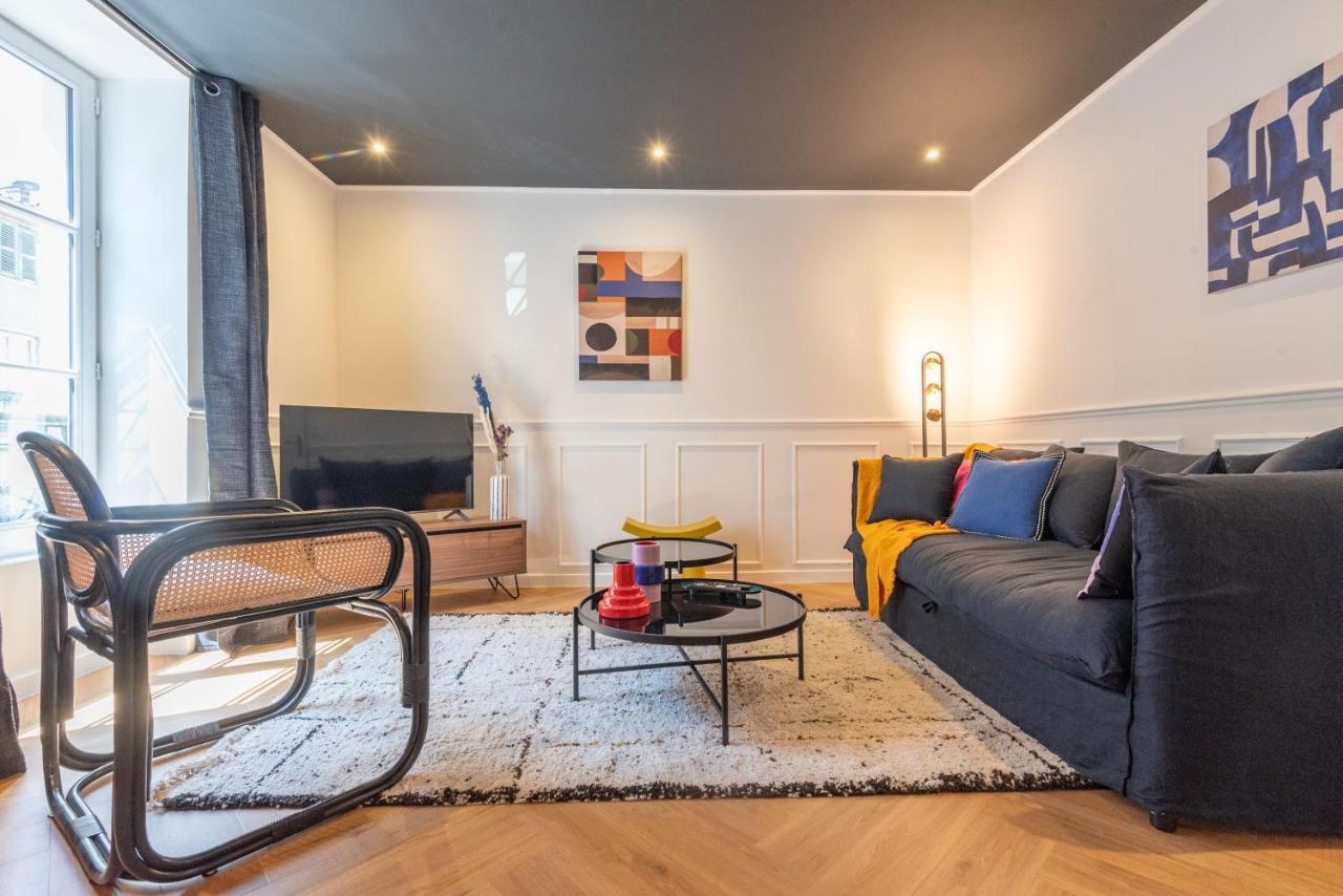 Le Cosy Chic . Proche Gare . Centre-Ville Macon . Neuf . Climatisation . Design . Wifi . Exterior foto